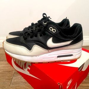 Nike Air Max 1